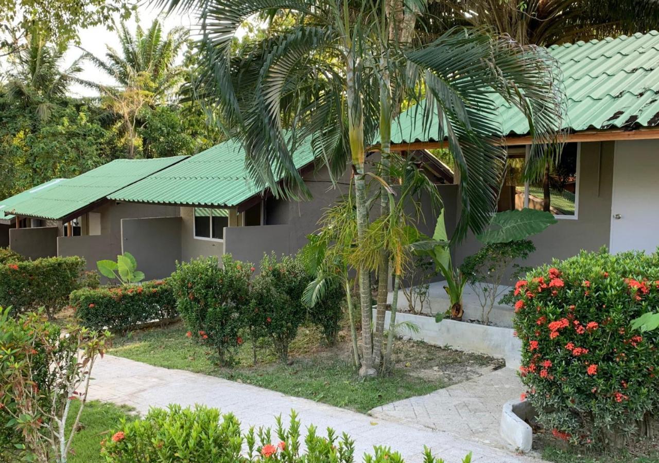 Hotel Wanderlust Retreat Ko Lanta Exterior foto