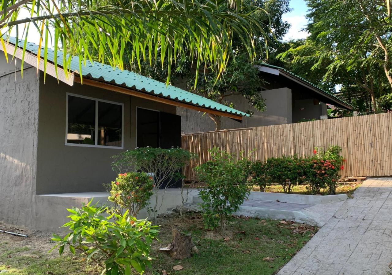 Hotel Wanderlust Retreat Ko Lanta Exterior foto