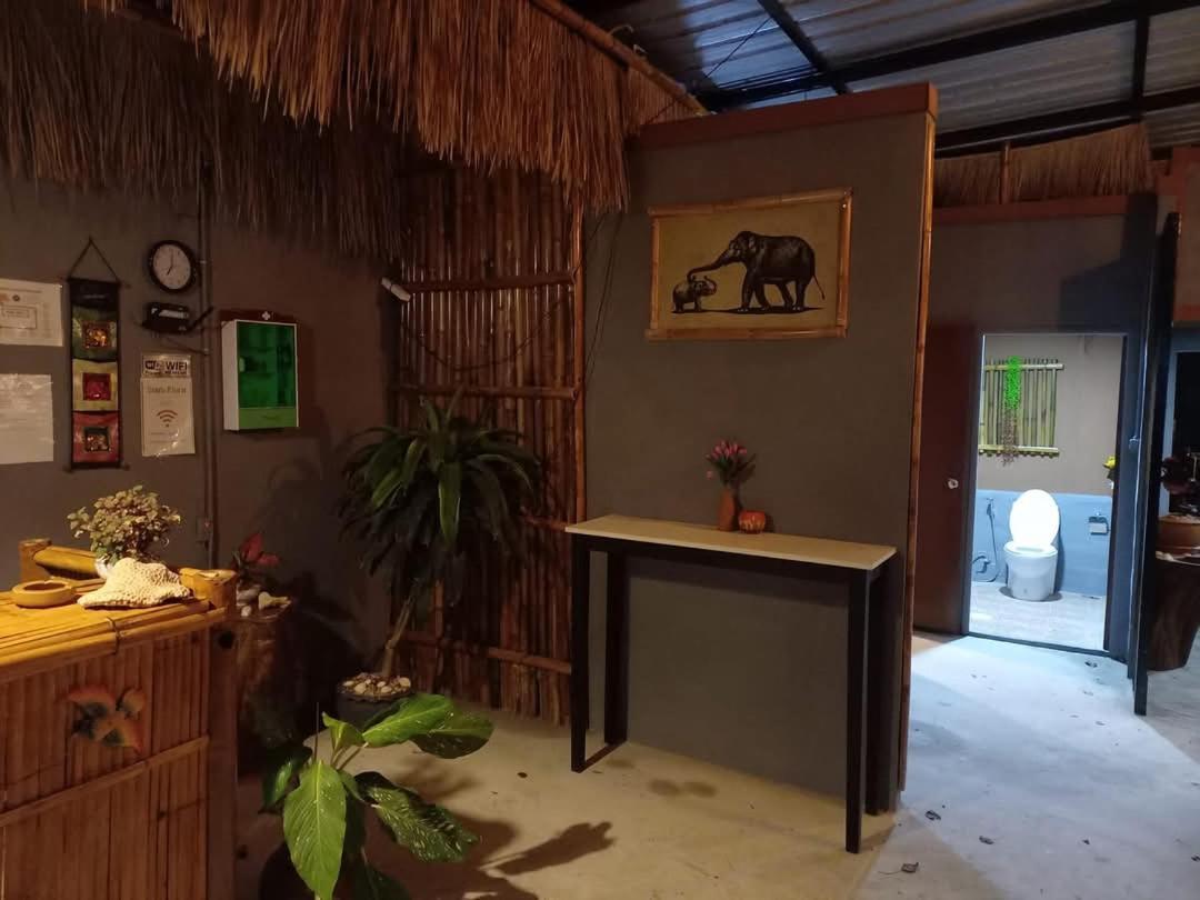 Hotel Wanderlust Retreat Ko Lanta Exterior foto
