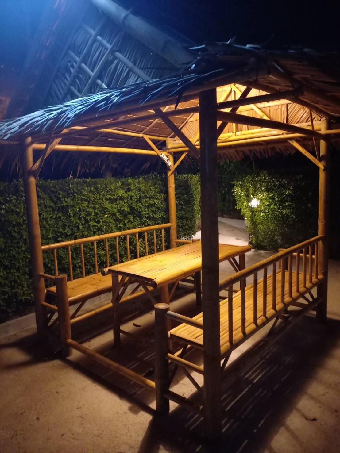 Hotel Wanderlust Retreat Ko Lanta Exterior foto